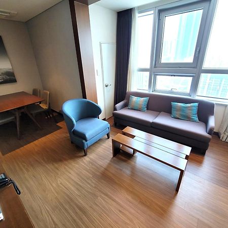 W Residence Hotel Пусан Екстер'єр фото